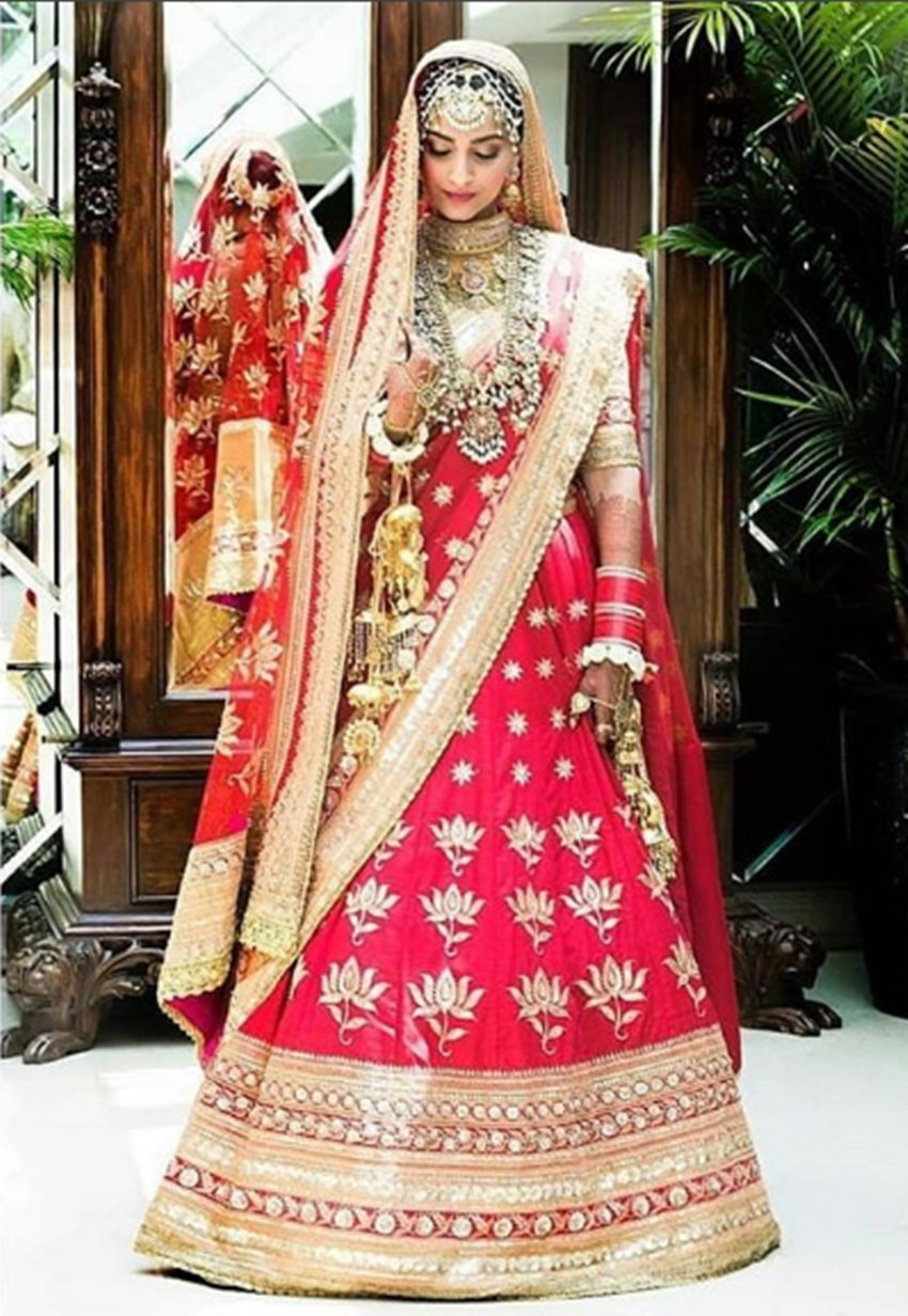 sonam kapoor, sonam kapoor marriage, sonam kapoor wedding, sonam kapoor marriage pics, sonam kapoor wedding pics, anand ahuja, Sonam Kapoor and Anand Ahuja, Sonam Kapoor and Anand Ahuja Wedding, Sonam Kapoor and Anand Ahuja Marriage