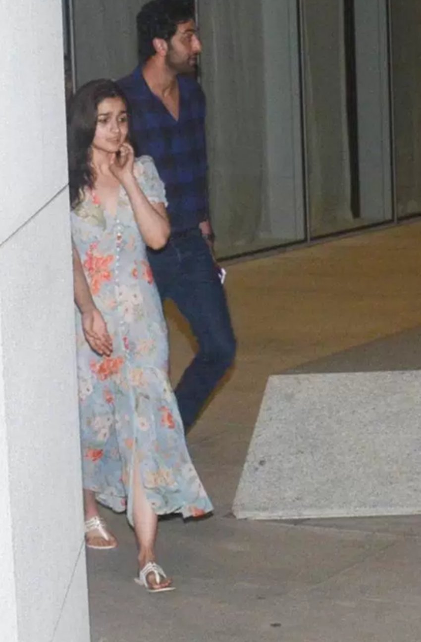brahmastra stars, Ranbir kapoor, alia bhatt, Ranbir kapoor in brahmastra, alia in brahamastra, alia and ranbir in dinner date, ranbir with film producer, karan johar with alia, director aayan mukharji, see pictures of cool alia, ranbir, entertainment news, bollywood news, television news, entertainment news, bollywood news, television news