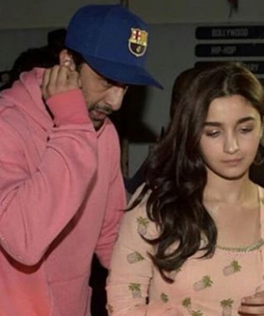 RAAZI, alia bhatt, mom Soni Razdan, alia with mom soni, alia and soni reached to watch Raazi, Raazi screening, alia with Ranbir kapoor, entertainment news, bollywood news, television news, entertainment news, bollywood news, television news,entertainment news, bollywood news, television news