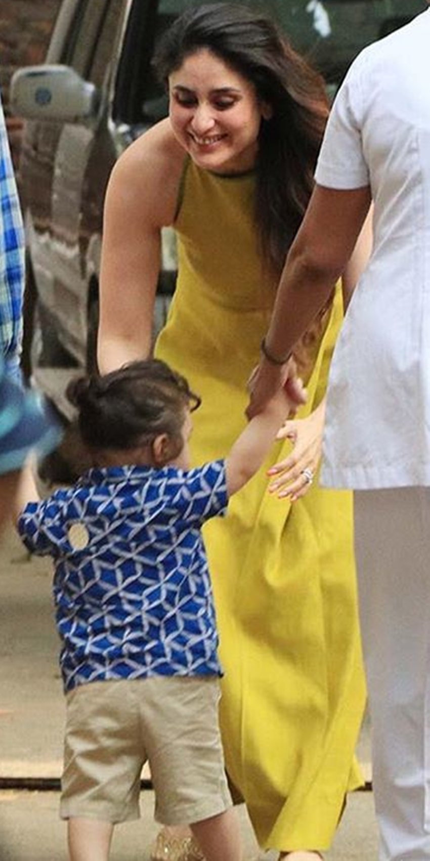 kareena kapoor with naughty son taimur ali khan bebo loving taimur so much see cute pictures of mom bebo and son taimur, televisionn news, entertainment news, bollywood news, televisionn newsentertainment news, bollywood news, televisionn news, televisionn news, entertainment news, bollywood news, televisionn newsentertainment news, bollywood news, televisionn news