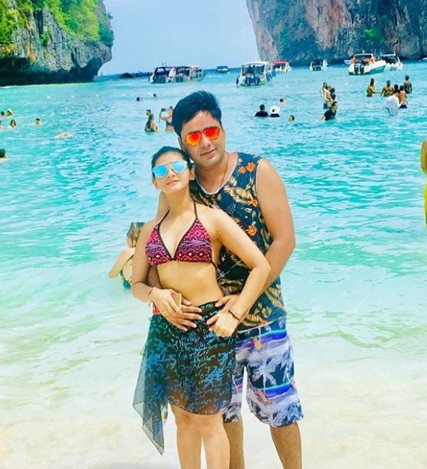 sasural simar ka, actress jyotsna, jyotsna chandola in beautiful beach, jyotsna with husband, see pictures ofbhagonwali actress jyotsna, entertainment news, bollywood news, television news, entertainment news