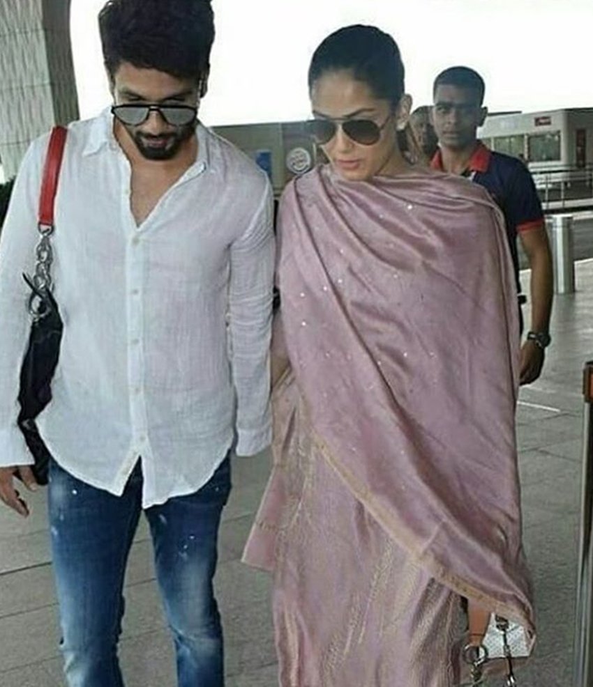 shahid mira, shahid kapoor and mira kapoor, shahid mira seen in airport, mira captured with baby bump, see pictures of shahid mira cute couple, entertainment news. bollywood news, television news, entertainment news. bollywood news, television news, entertainment news. bollywood news, television news, entertainment news. bollywood news, television news