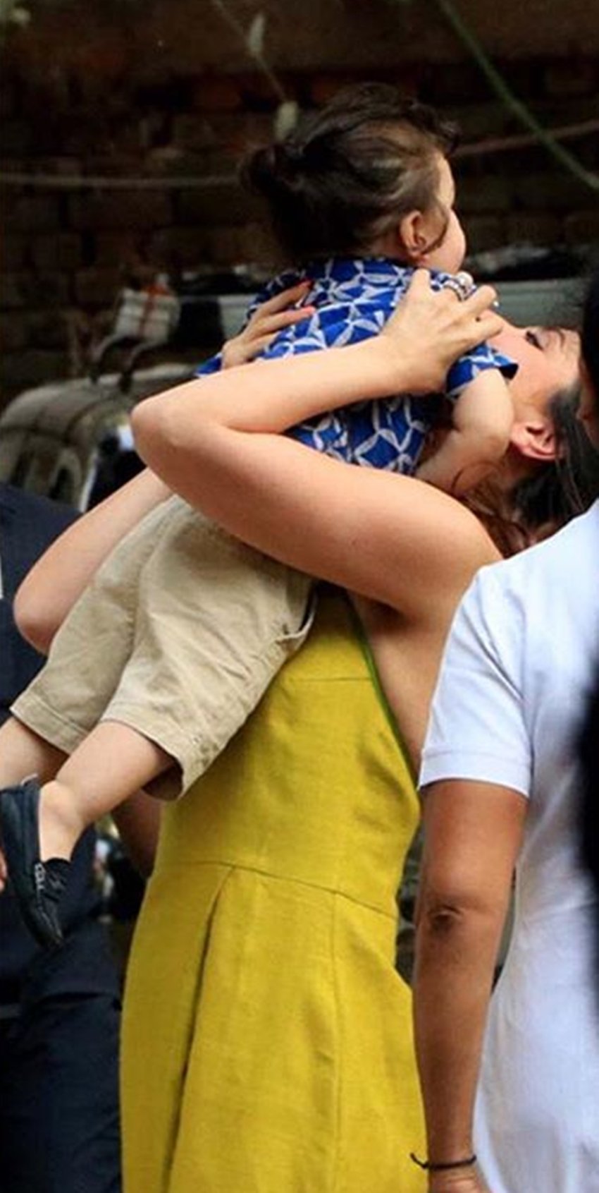 kareena kapoor with naughty son taimur ali khan bebo loving taimur so much see cute pictures of mom bebo and son taimur, televisionn news, entertainment news, bollywood news, televisionn newsentertainment news, bollywood news, televisionn news, televisionn news, entertainment news, bollywood news, televisionn newsentertainment news, bollywood news, televisionn news