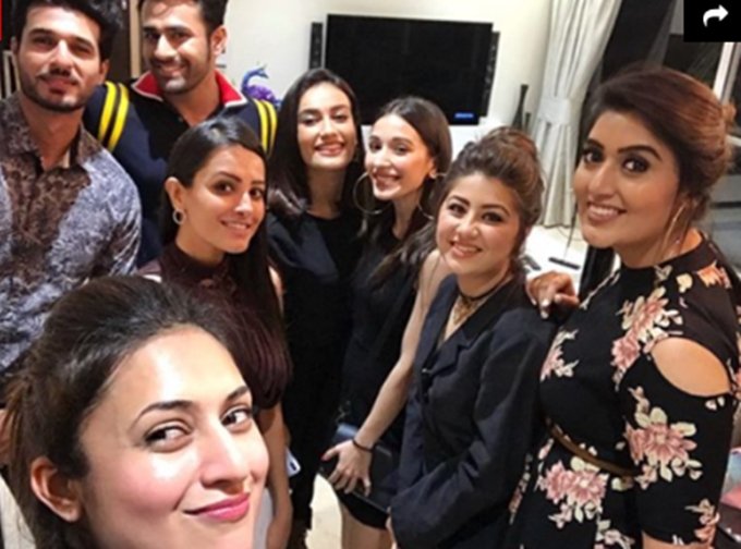 PHOTOS of naagin 3 actress, Anita Hassanandani house party, get together of all tv stars, see inside pictures of naagin 3 actress, Anita Hassanandani party, Anita Hassanandani house party, television, entertainment news, bollywood news, television news, entertainment news, bollywood news, television