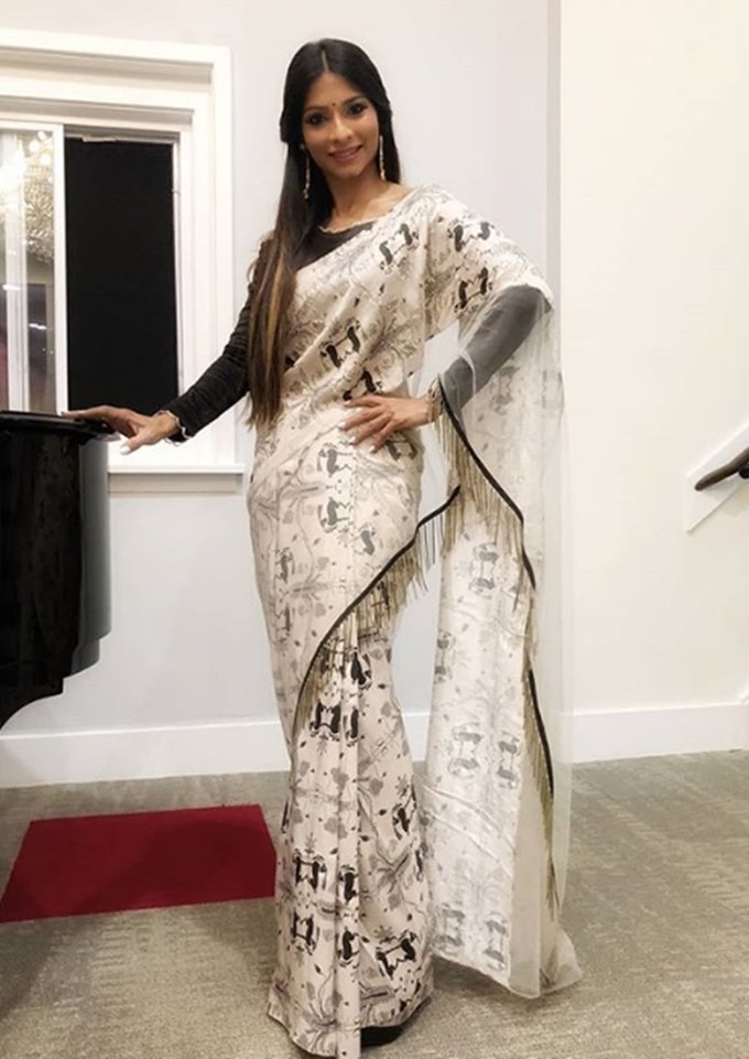 kajol younger sister, kajol younger sister tanisha, tanisha makeover, tanisha looks stunning in saree, see pictures of tanisha, entertainment news, bollywood news, television news, entertainment news,entertainment news, bollywood news, television news, entertainment news