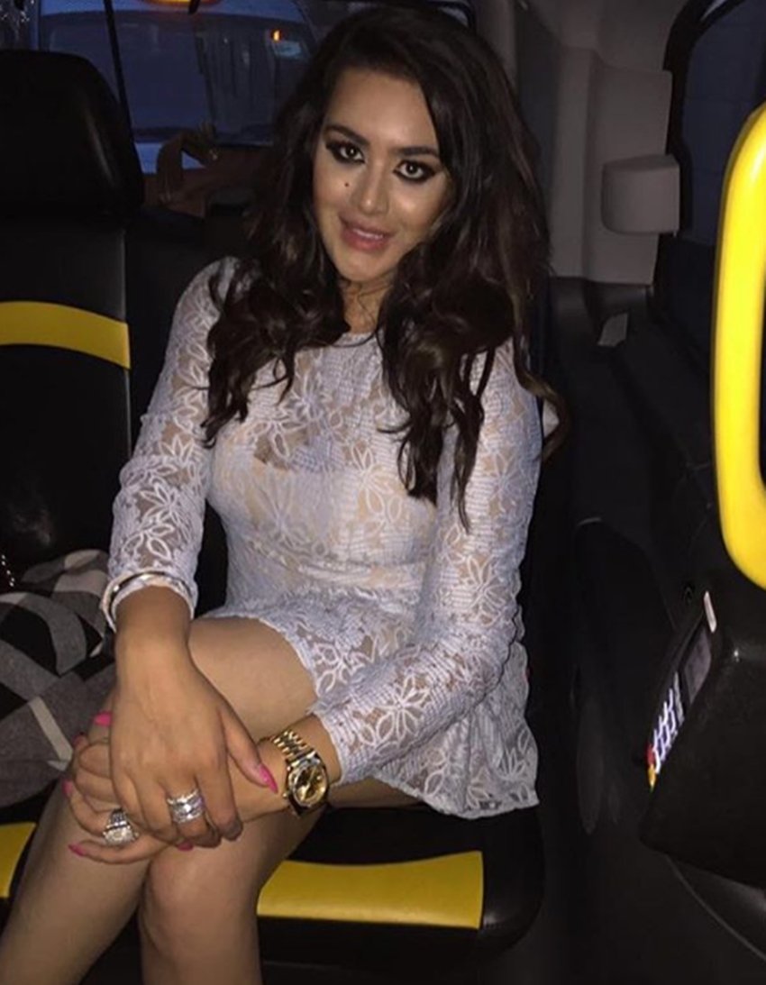 Photos of Sanjay dutt daughter, Sanjay dutt daughter trishala, Sanjay dutt daughter sizzling pictures, trishala dutt sizzling pictures, pictures posted by trishala on instagram, see pictures of Sanjay dutt daughter, entertainment news, bollywood news, television news,entertainment news, bollywood news, television news