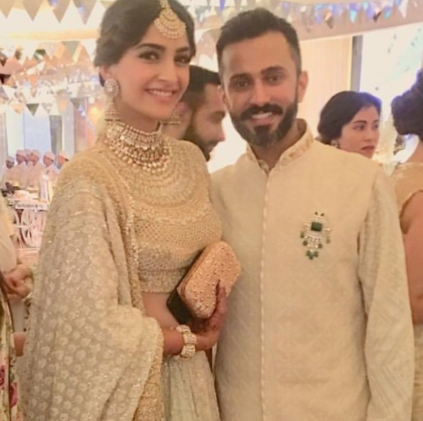 sonam kapoor, sonam kapoor marriage, sonam kapoor wedding, sonam kapoor marriage pics, sonam kapoor wedding pics, anand ahuja, Sonam Kapoor and Anand Ahuja, Sonam Kapoor and Anand Ahuja Wedding, Sonam Kapoor and Anand Ahuja Marriage