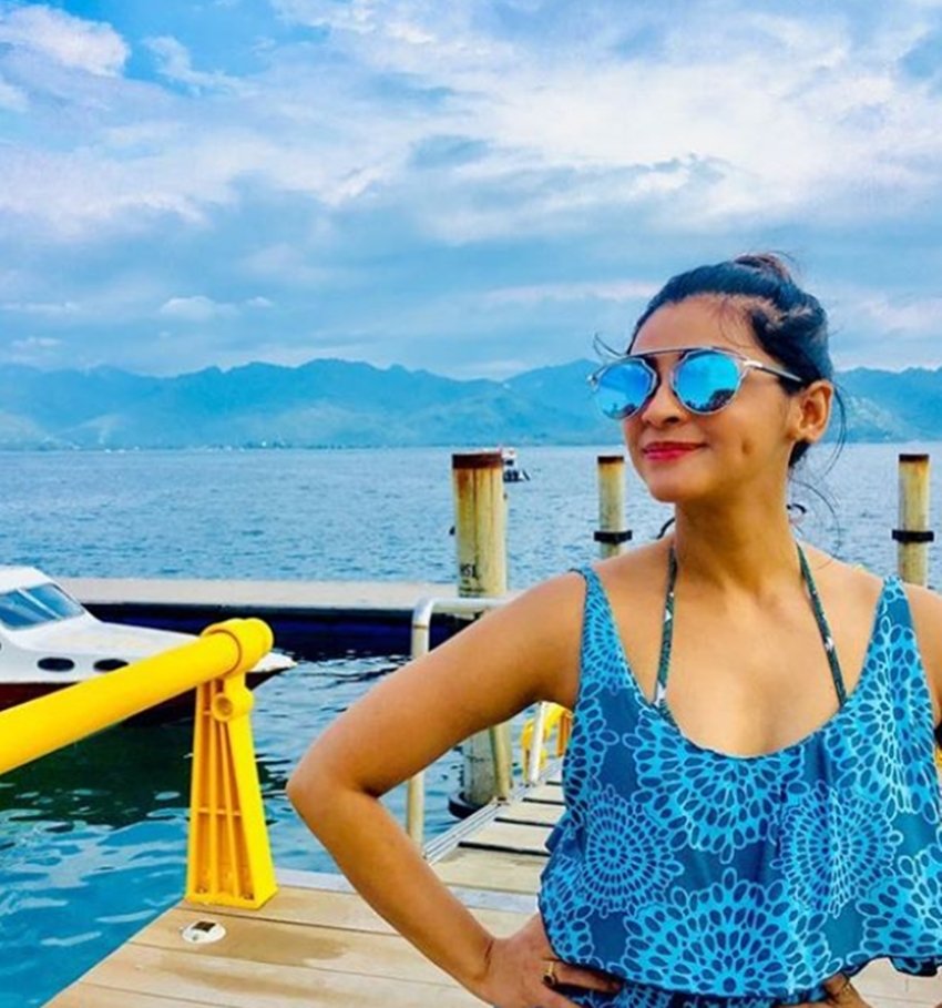 sasural simar ka, actress jyotsna, jyotsna chandola in beautiful beach, jyotsna with husband, see pictures ofbhagonwali actress jyotsna, entertainment news, bollywood news, television news, entertainment news