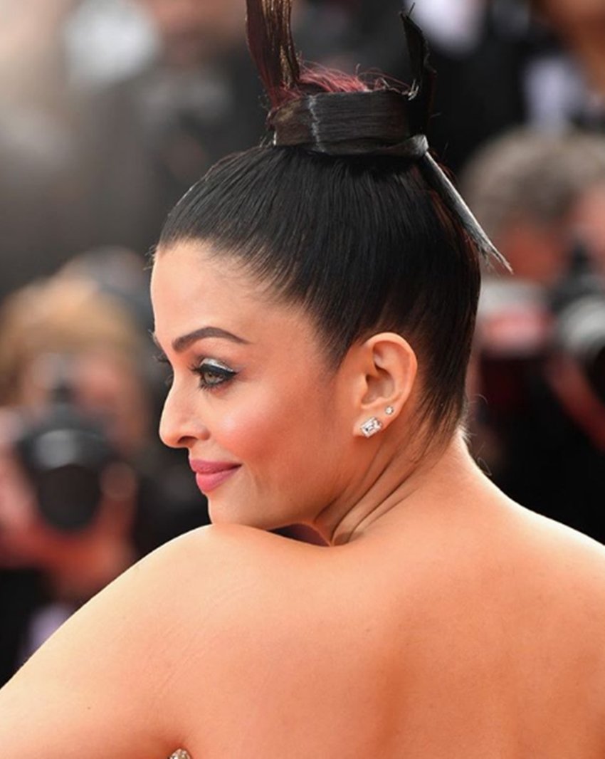 cannes 2018, aishwarya rai bachchan, aishwarya rai reached in red carpet in cannes, red carpet of cannes 2018, aishwarya rai daughter aradhya bachchan wore beautiful dress, aradhya white pretty fairy dress, see pictures of aishwarya rai bachchan, television news,entertainment news, bollywood news, television newse, ntertainment news, bollywood news, television news