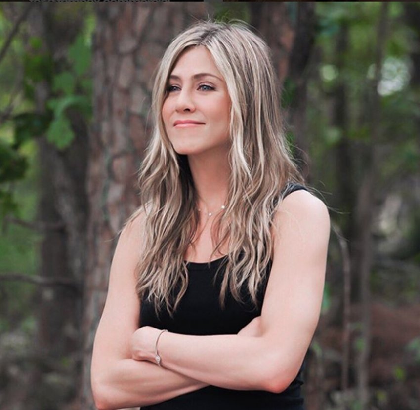 Worlds one of the Most Beautiful Woman Jennifer Aniston, Most Beautiful Woman, Jennifer Aniston, Jennifer Anistonto play lesbian President of US, Washington, Actress Jennifer Aniston, upcoming new political comedy First Ladies, upcoming new political comedy 'First Ladies, Anne Fletcher movie Dumplin, bollywood news, television news, entertainmnet news, bollywood news, television news