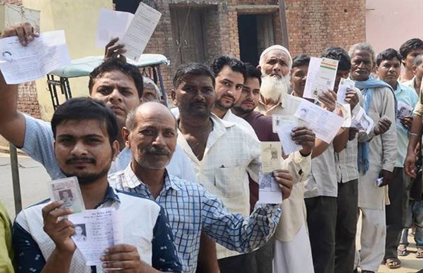 नौ राज्य की कुल 10 विधानसभा सीटों के लिए 28 मई को मतदान हुआ था। (फोटोः पीटीआई) 