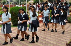 cbse.nic.in, CBSE 12th Result 2018: सीबीएसई जारी करने वाला है 12वीं का रिजल्ट, यहां देखें कितने आए आपके नंबर