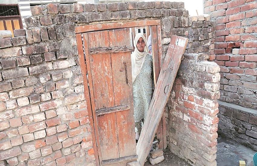 DALIT HOUSE