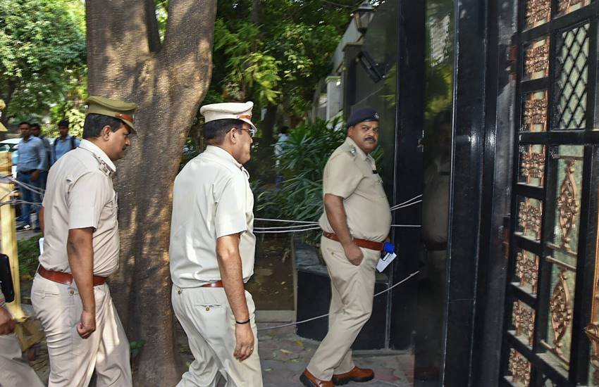 arvind kejriwal, Delhi cm, manish sisodia, chief secretary assault case, delhi police, cm house, anshu prakash assault, Hindi news, News in Hindi, Jansatta