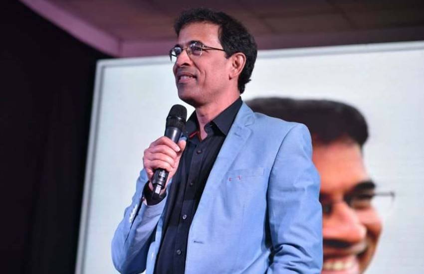भारतीय कमेंटेटर हर्षा भोगले। (फोटोः फेसबुक)