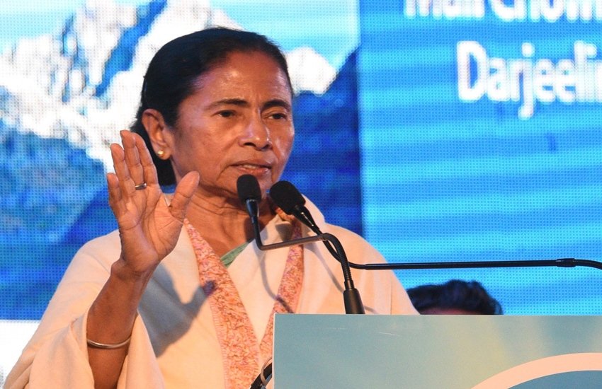पश्चिम बंगाल की मुख्यमंत्री ममता बनर्जी (फाइल फोटो- पीटीआई)