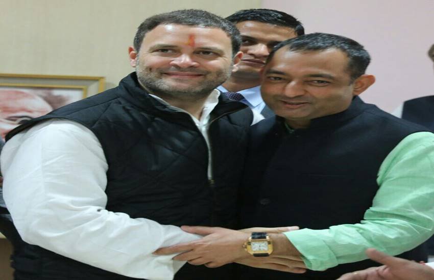 कांग्रेस अध्यक्ष राहुल गांधी ने नदीम जावेद को संगठन में अल्पसंख्यक विभाग की सौंपी कमान।