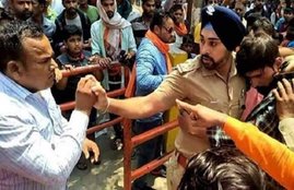 BJP MLA, BJP MLA Rajkumar Thukral, GAGANDEEP SINGH, uttarakhand police, vishwa hindu parishad, sikh policeman saves muslim, muslim boy beaten up, uttarakhand temple, muslims, Hindi news, news in hindi, Jansatta
