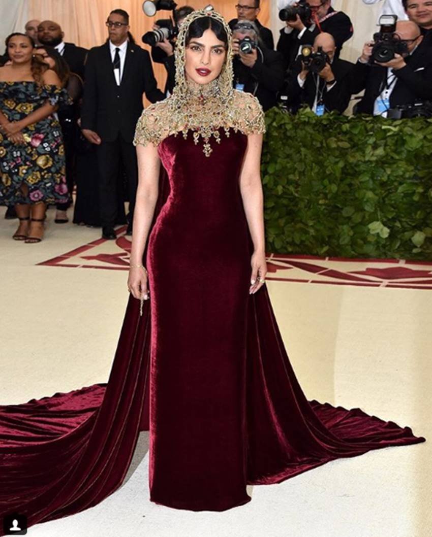 Priyanka Chopra, Priyanka Chopra pics, Priyanka Chopra photos, Priyanka Chopra pictures, Priyanka Chopra trolls, Priyanka Chopra dress, Priyanka Chopra new dress, Met Gala, Met Gala 2018, Met Gala pics, Met Gala photos, Met Gala pictures, Met Gala and bollywood, bollywood in Met Gala, Ralph Lauren Dress, Ralph Lauren Dress of priyanka, Social Media, Social Media trolls, photo gallery