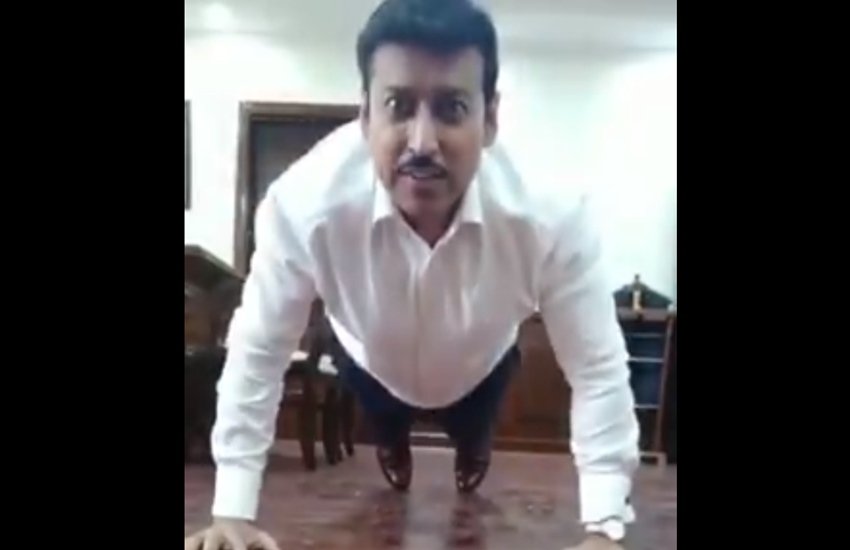 खेल मंत्री राज्यवर्धन राठौर (फोटो सोर्स- वीडियो स्क्रीनशॉट)