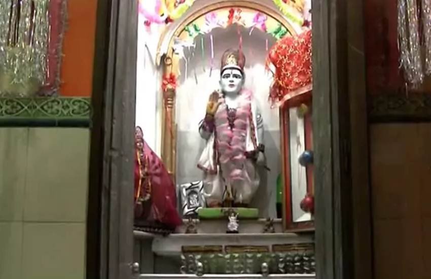 रावलपिंडी और इस्लामाबाद शहरों में केवल कृष्ण मंदिर ही ऐसा एकमात्र मंदिर है जो श्रद्धालुओं के लिए खुला है। मंदिर में हर दिन सुबह और शाम दो बार आरती की जाती है जिसमें छह से सात लोग उपस्थित रहते हैं।