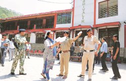 राजकाजः बेबाक बोल – बनते देखा है..