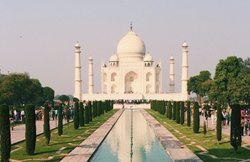 महज 1860 रुपये में आगरा की सैर करा रहा IRCTC, यह है स्कीम