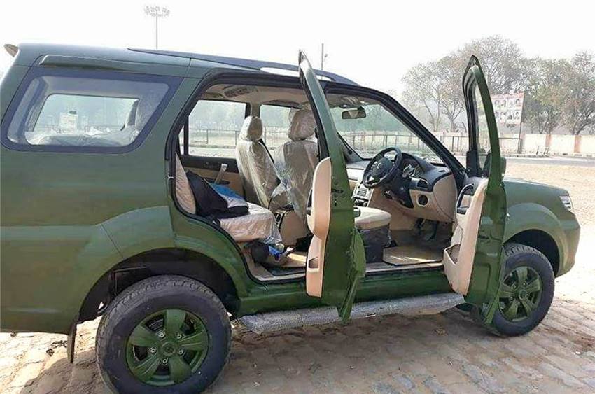 Tata Safari, Tata Safari storm, Safari storm, Tata Safari army, army Tata Safari, army Tata Safari pics, army Tata Safari price, Tata Motors, Cars used by Indian army, Tata Safari Army edition,