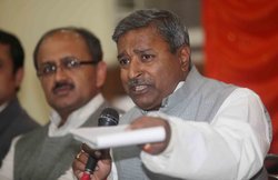 भाजपा के पूर्व सांसद और विहिप की मांग- फैजाबाद को श्री अयोध्या करें