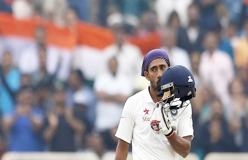 क्रिकेटर रिद्धिमान साहा (फोटो सोर्स- एपी) क्रिकेटर रिद्धिमान साहा (फोटो सोर्स- एपी)