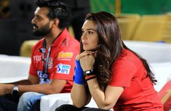 IPL 2018: VIP ट्रीटमेंट नहीं मिला तो मंत्री ने बंद करवाया इंदौर स्‍टेडियम का गेट, भड़कीं प्रीति जिंटा