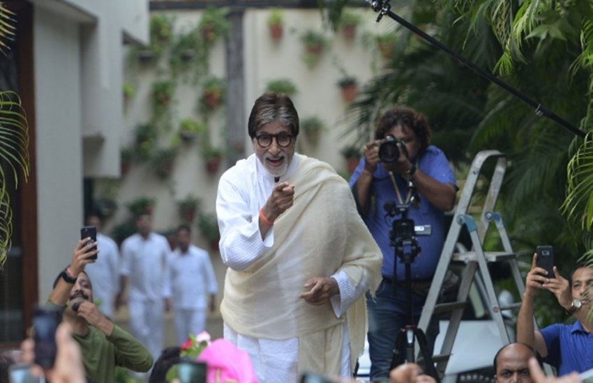 amitabh bachchan, amitabh bachchan make a record on Facebook, Rishi Kapoor,ranbir kapoor,brahmastra,amitabh bachchan,alia bhatt