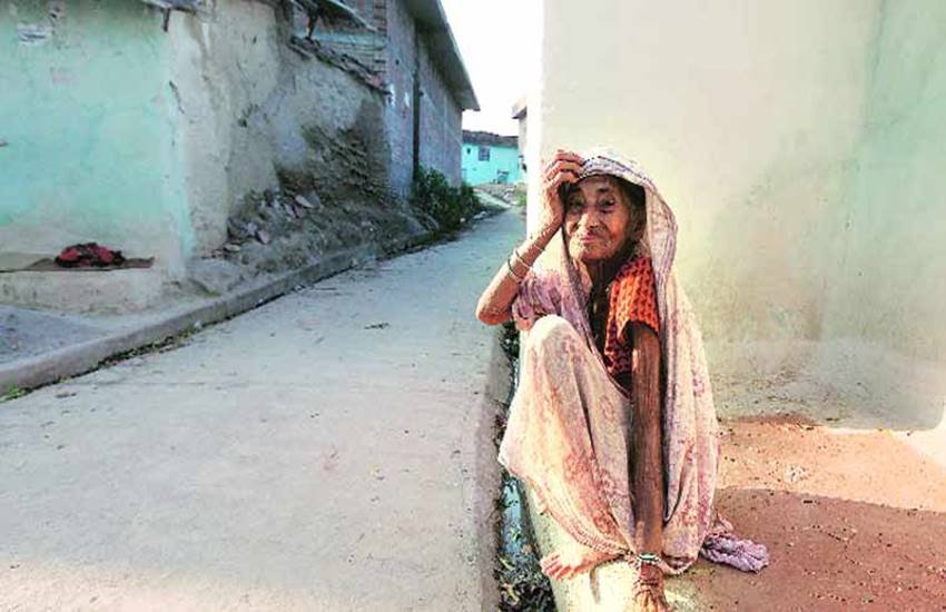 बुंदेलखंड में आसमान से बरसती आग, गहराया पेयजल संकट