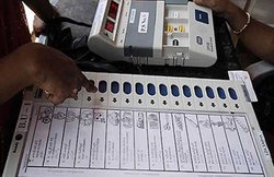 शिवपुरी में 60 हजार फर्जी मतदाताओं के खुलासे के बाद जिलाधिकारी का तबादला