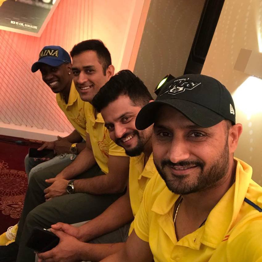 ms dhoni, dr rn baba, csk celebrations, indian premier league 2018, ipl 2018 final, shane watson, Chennai Super Kings vs Sunrisers Hyderabad, chennai super kings, Sunrisers Hyderabad, cricket, CSK Dinner party, CSK party, CSK team