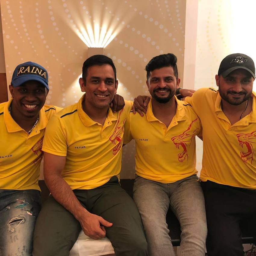 ms dhoni, dr rn baba, csk celebrations, indian premier league 2018, ipl 2018 final, shane watson, Chennai Super Kings vs Sunrisers Hyderabad, chennai super kings, Sunrisers Hyderabad, cricket, CSK Dinner party, CSK party, CSK team
