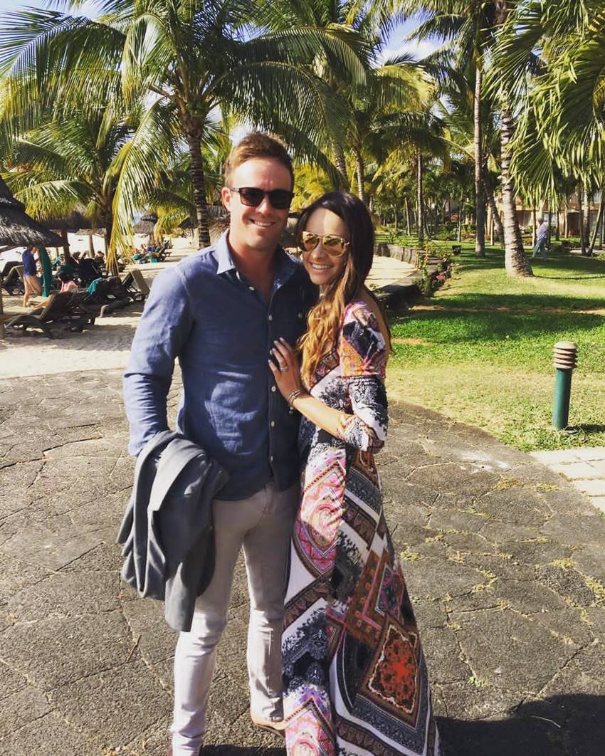 एबी डिविलियर्स, AB de Villiers retirement, Danielle, AB de Villiers, wife, Shane Watson, International Cricket retirement, AB de Villiers, Danielle Swart, Taj mahal, Baby names, Jonty Rhodes, Cricketer, India, Sarah McLachlan, Ashwin Sood, Chris Hemsworth, Emma Ferguson, India Jeanne Rhodes, Proposal
