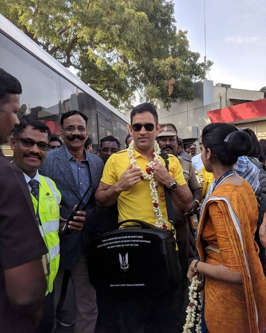 ms dhoni, dr rn baba, csk celebrations, indian premier league 2018, ipl 2018 final, shane watson, Chennai Super Kings vs Sunrisers Hyderabad, chennai super kings, Sunrisers Hyderabad, cricket, CSK Dinner party, CSK party, CSK team