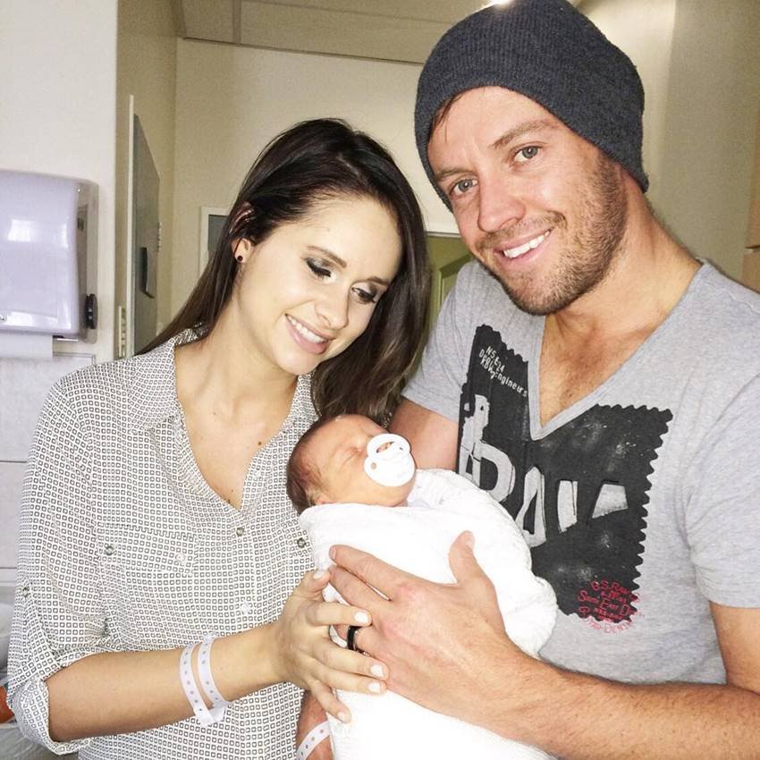 एबी डिविलियर्स, AB de Villiers retirement, Danielle, AB de Villiers, wife, Shane Watson, International Cricket retirement, AB de Villiers, Danielle Swart, Taj mahal, Baby names, Jonty Rhodes, Cricketer, India, Sarah McLachlan, Ashwin Sood, Chris Hemsworth, Emma Ferguson, India Jeanne Rhodes, Proposal