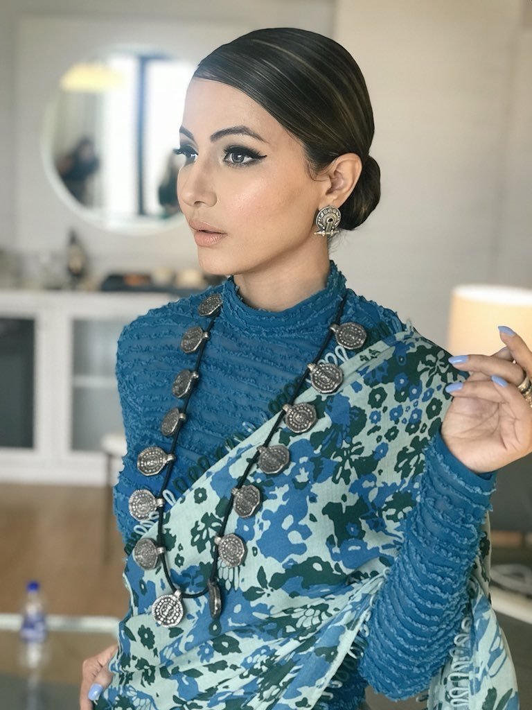 Sheela Dixit, Hina khan, hina khan awarded for her stylish look, hina khan, shwo, hina khan latest photos, hina khan awarded of rajiv Gandhi Excellence Award 2018
