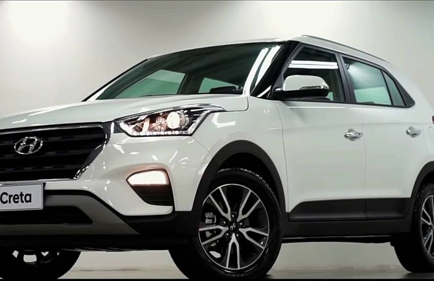 सेफ्टी का ध्यान रखते हुए नई क्रेटा के टॉप वेरिएंट में सेफ्टी के लिहाज से 6 एयरबैग्स दिए गए हैं। बाकी सभी वेरिएंट्स में स्टैंडर्ड तौर पर डुअल एयरबैग्स और ABS दिया गया है।