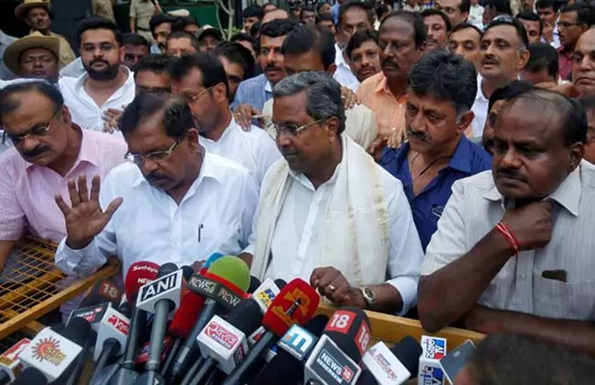 पूर्व मुख्यमंत्री और कांग्रेस नेता सिद्धरमैया इस समिति के चेयरमैन और जेडीएस के राष्ट्रीय महासचिव कुंवर दानिश अली समिति के संयोजक होंगे।
