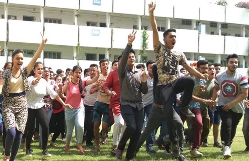 maharashtra hsc result, maharashtra hsc result 2018, mahresults.nic.in, www.mahresults.nic.in, mahresults.nic.in result, msbshse, maharashtraeducation.com, www.maharashtraeducation.com, msbshse result, msbshse hsc result 2018, महाराष्ट्र बोर्ड हस्क रिजल्ट २०१८, hsc result 2018 maharashtra, maharashtra 12th result 2018, www.maharashtraeducation.com maharashtra board result