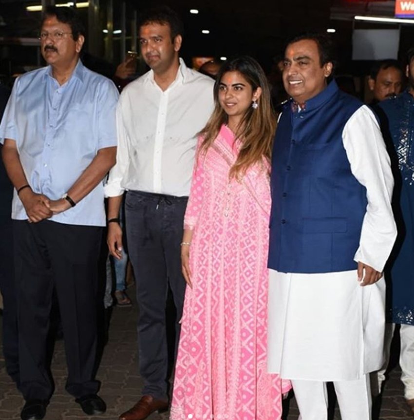 Mukesh Ambani, Isha Ambani, Isha Ambani Engagement, Isha Ambani Wedding, Anand Piramal, Anand Piramal Isha Ambani, Isha Ambani wedding news, Isha Ambani wedding date, Isha Ambani marriage date, ambani family, mukesh ambani family