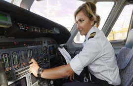 Female pilot, pilot, remarks, comments, airline pilot, trending news, Hindi news, News in Hindi, Jansatta