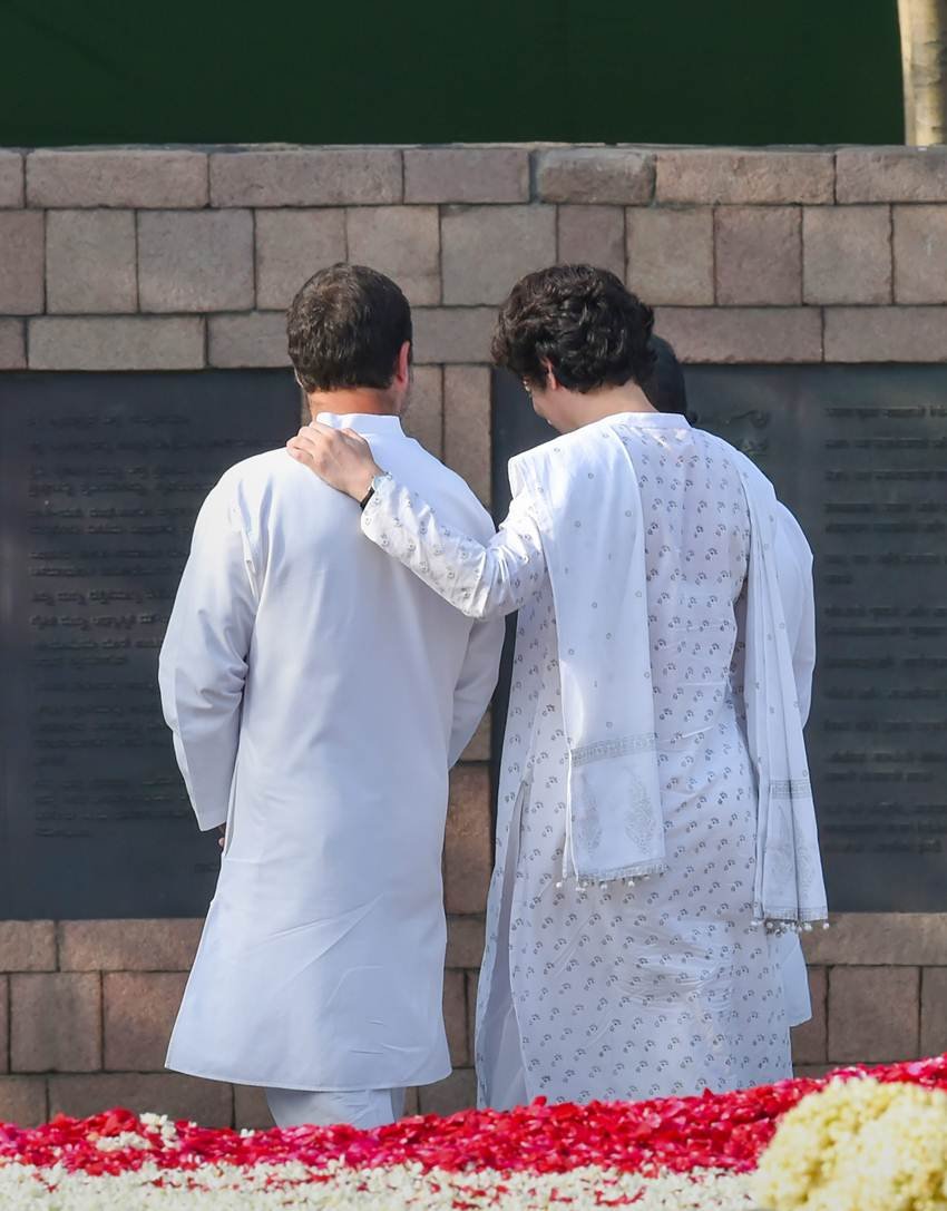 Rahul Gandhi,Sonia Gandhi,Priyanka Gandhi,Robert Vadra,Mamata Banerjee,Rajiv Gandhi