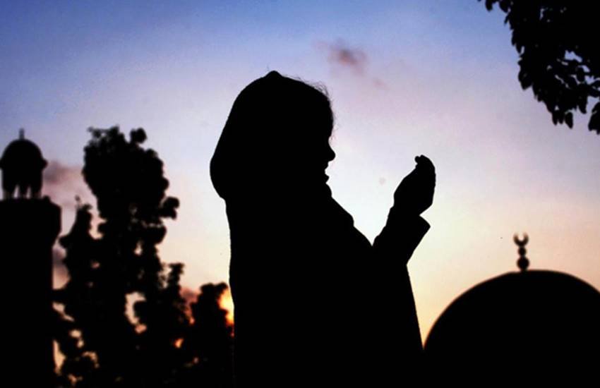 दिल में रहम और दूसरों की मदद करने से अल्लाह आपकी दुआ कुबूल करेंगे।