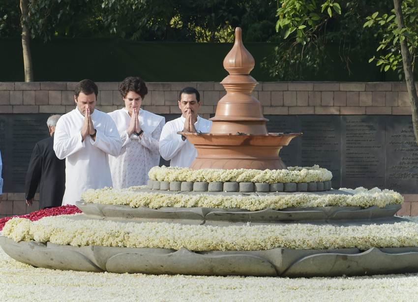 Rahul Gandhi,Sonia Gandhi,Priyanka Gandhi,Robert Vadra,Mamata Banerjee,Rajiv Gandhi