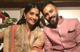 sonam kapoor, sonam kapoor marriage, sonam kapoor wedding, sonam kapoor marriage pics, sonam kapoor wedding pics, anand ahuja, Sonam Kapoor and Anand Ahuja, Sonam Kapoor and Anand Ahuja Wedding, Sonam Kapoor and Anand Ahuja Marriage