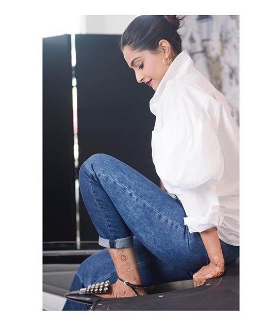 Sonam Kapoor pictures,sonam kapoor fashion,Sonam Kapoor,cannes film festival